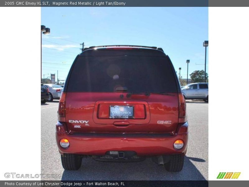 Magnetic Red Metallic / Light Tan/Ebony 2005 GMC Envoy XL SLT