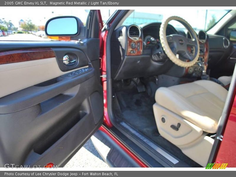 Magnetic Red Metallic / Light Tan/Ebony 2005 GMC Envoy XL SLT