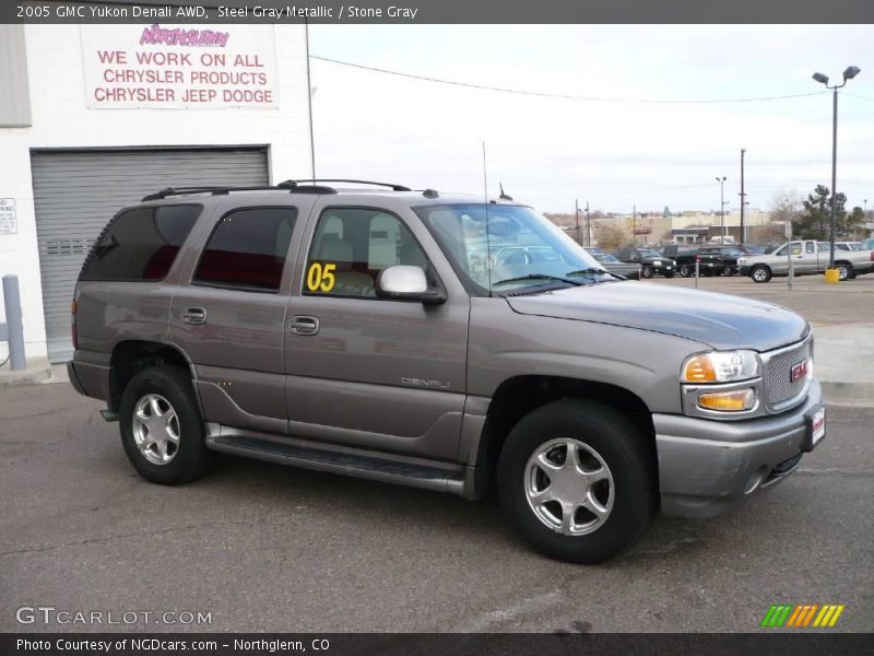 Steel Gray Metallic / Stone Gray 2005 GMC Yukon Denali AWD