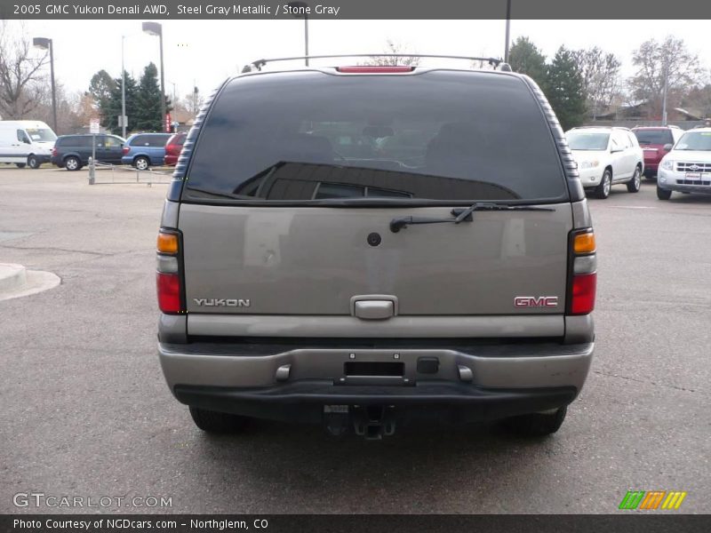 Steel Gray Metallic / Stone Gray 2005 GMC Yukon Denali AWD