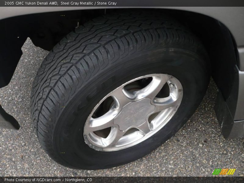 Steel Gray Metallic / Stone Gray 2005 GMC Yukon Denali AWD
