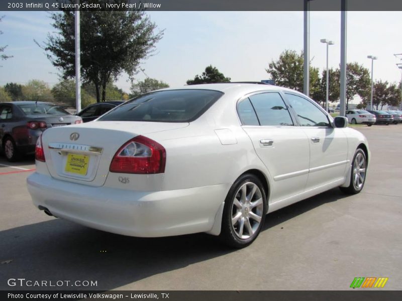 Ivory Pearl / Willow 2003 Infiniti Q 45 Luxury Sedan