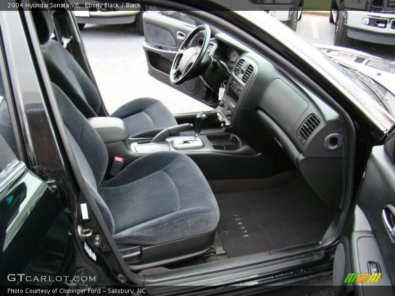Ebony Black / Black 2004 Hyundai Sonata V6