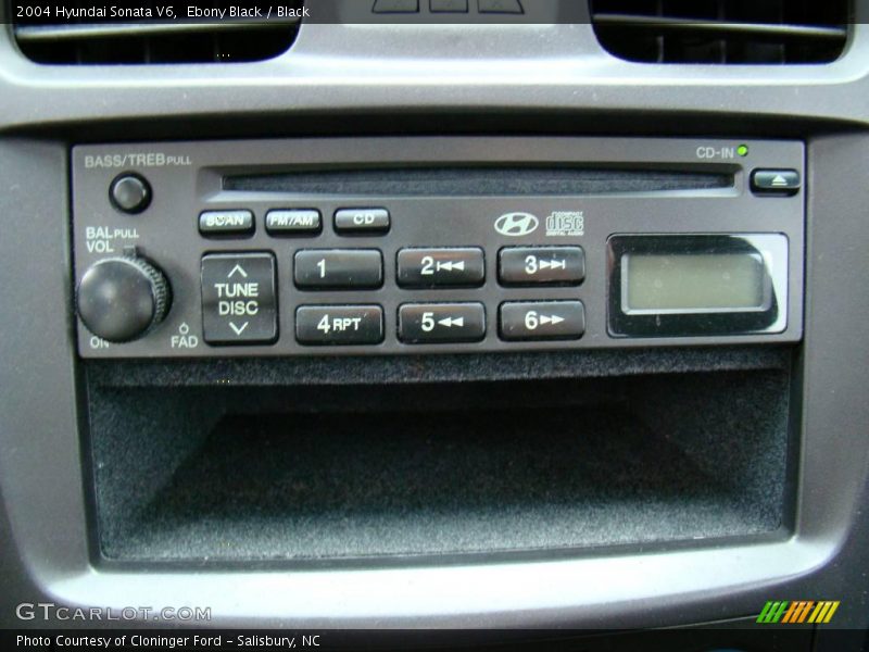 Ebony Black / Black 2004 Hyundai Sonata V6