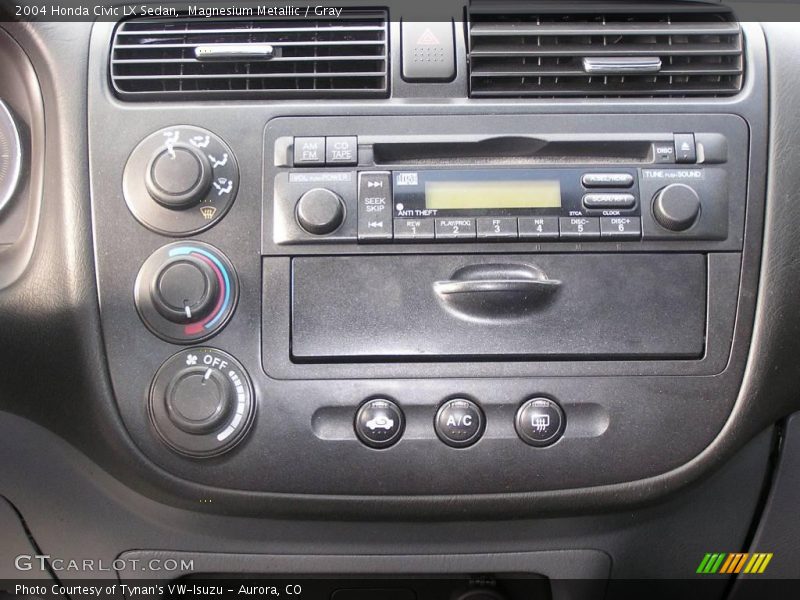 Magnesium Metallic / Gray 2004 Honda Civic LX Sedan