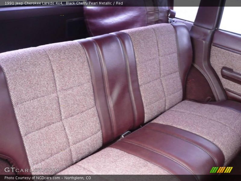 Black Cherry Pearl Metallic / Red 1991 Jeep Cherokee Laredo 4x4