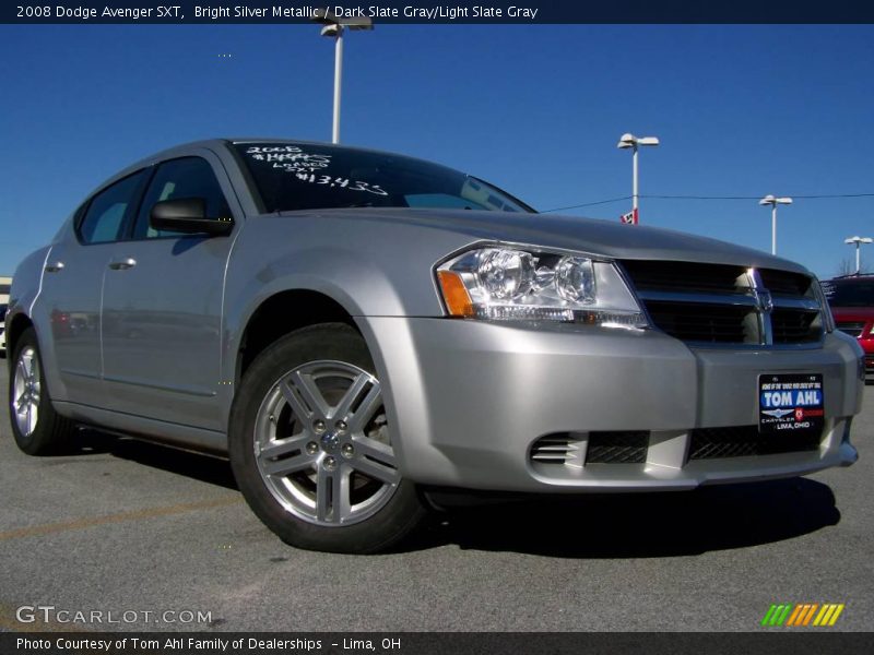 Bright Silver Metallic / Dark Slate Gray/Light Slate Gray 2008 Dodge Avenger SXT