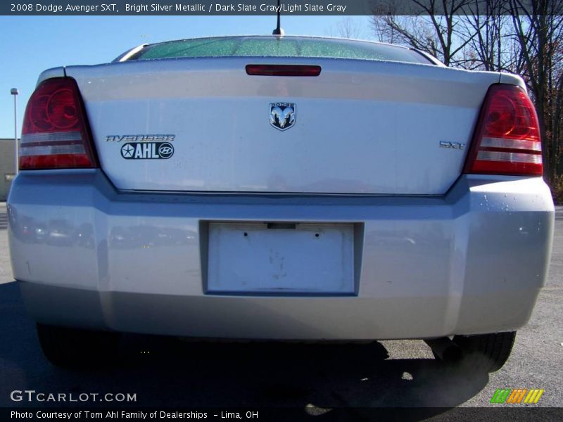 Bright Silver Metallic / Dark Slate Gray/Light Slate Gray 2008 Dodge Avenger SXT