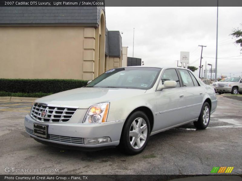 Light Platinum / Shale/Cocoa 2007 Cadillac DTS Luxury