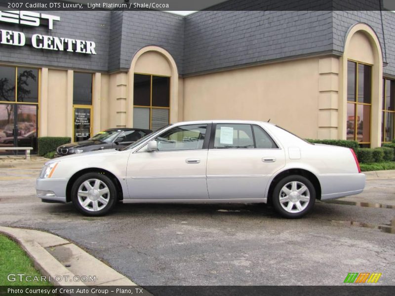 Light Platinum / Shale/Cocoa 2007 Cadillac DTS Luxury
