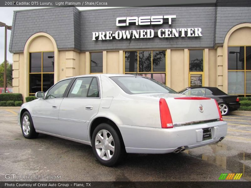 Light Platinum / Shale/Cocoa 2007 Cadillac DTS Luxury
