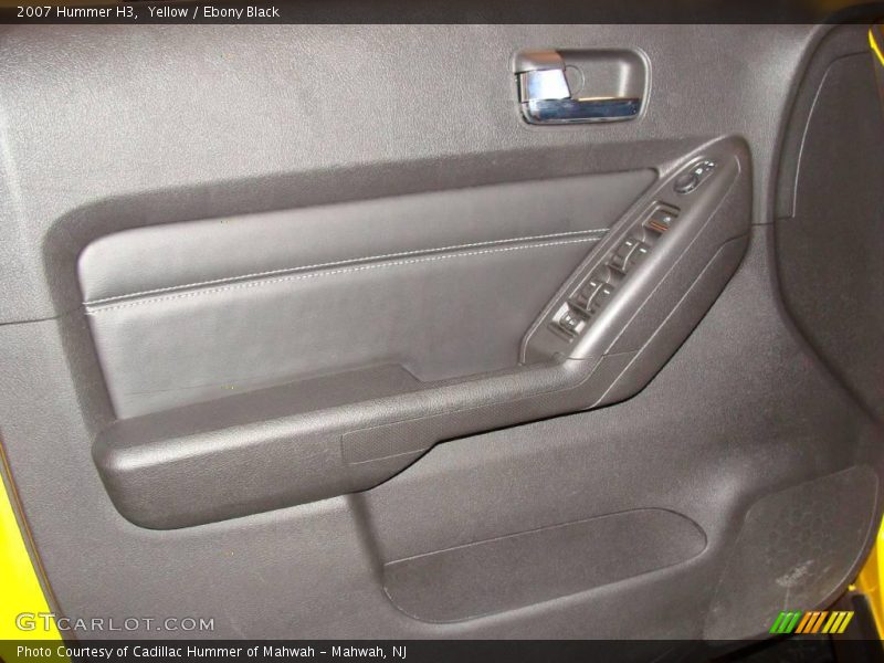 Yellow / Ebony Black 2007 Hummer H3