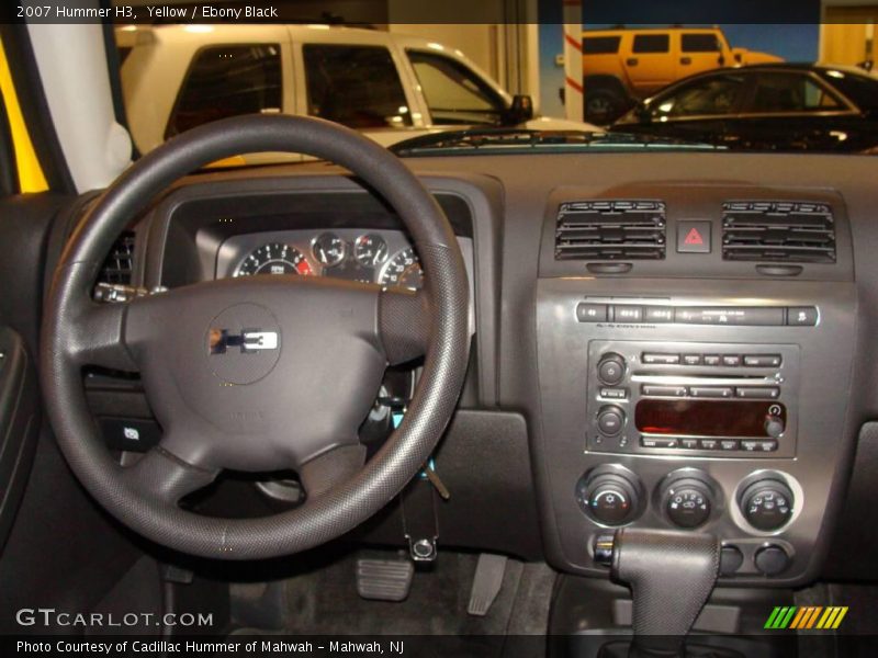 Yellow / Ebony Black 2007 Hummer H3