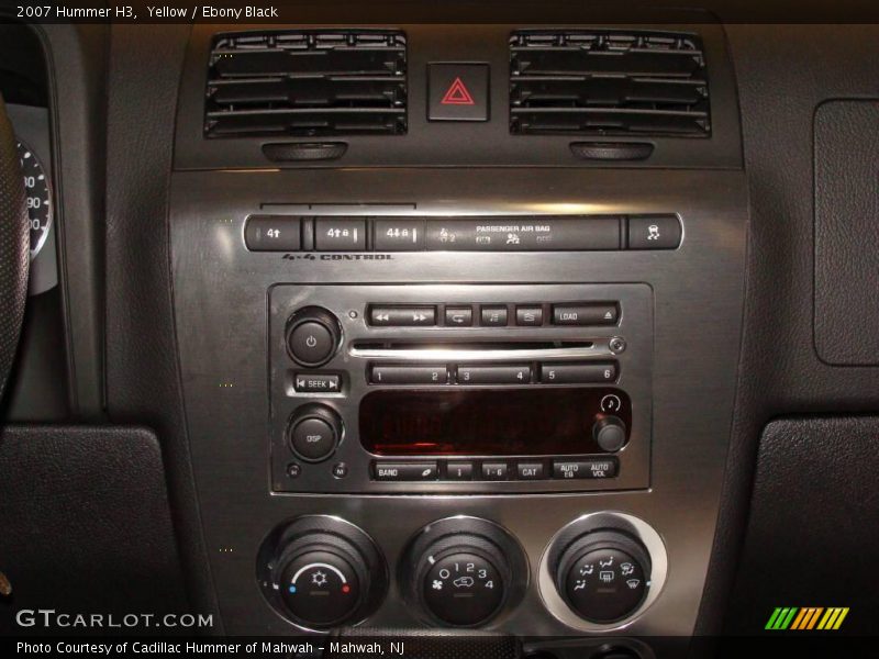 Yellow / Ebony Black 2007 Hummer H3