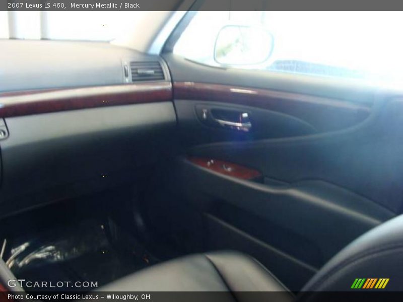 Mercury Metallic / Black 2007 Lexus LS 460