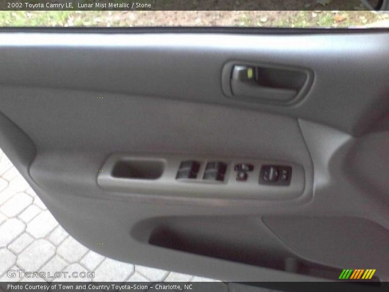 Lunar Mist Metallic / Stone 2002 Toyota Camry LE