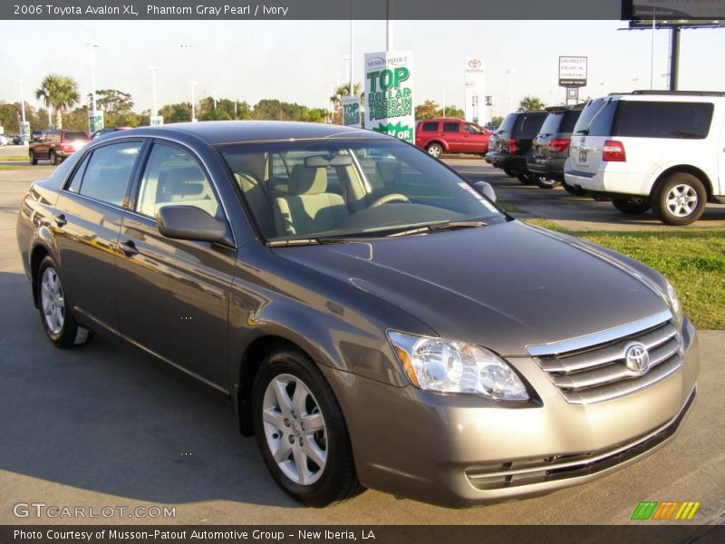 Phantom Gray Pearl / Ivory 2006 Toyota Avalon XL