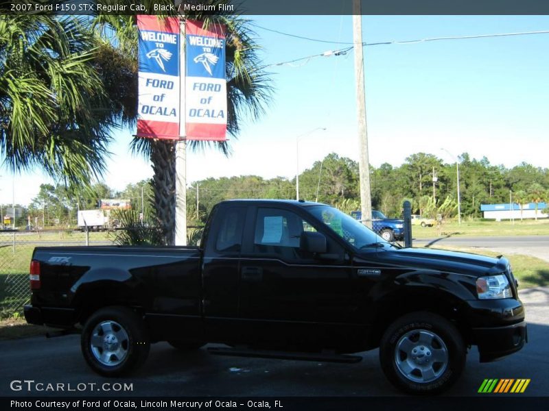 Black / Medium Flint 2007 Ford F150 STX Regular Cab