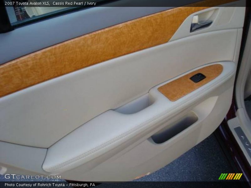 Cassis Red Pearl / Ivory 2007 Toyota Avalon XLS