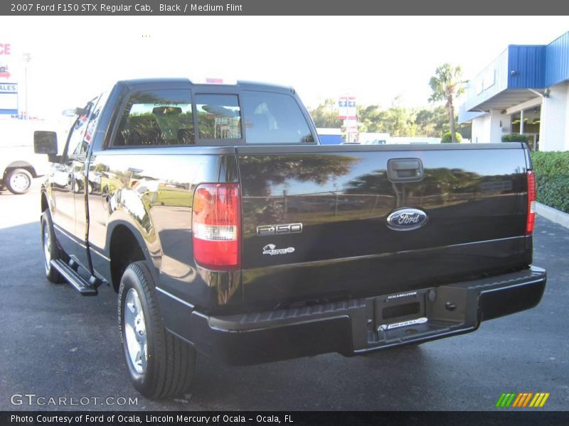 Black / Medium Flint 2007 Ford F150 STX Regular Cab