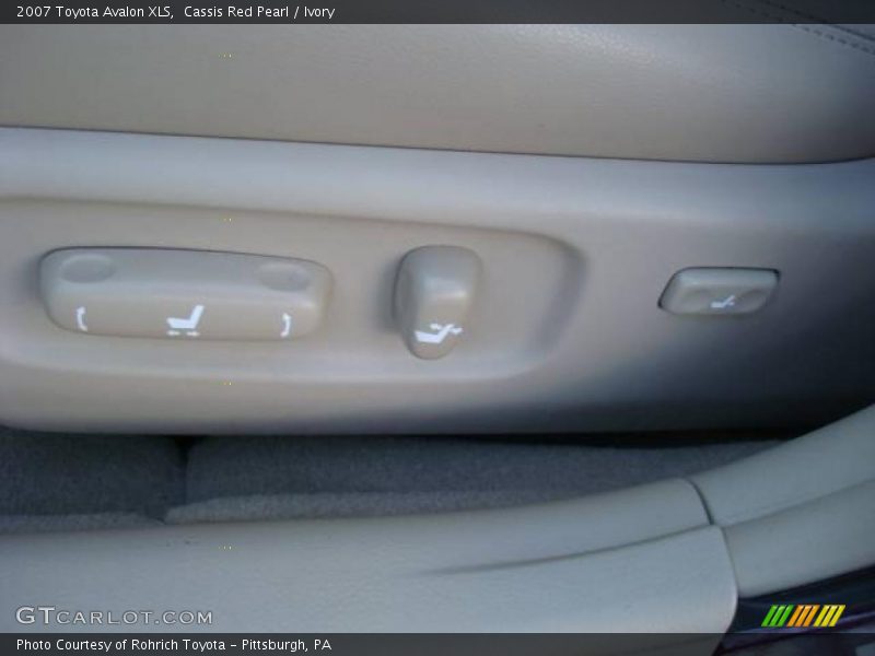Cassis Red Pearl / Ivory 2007 Toyota Avalon XLS