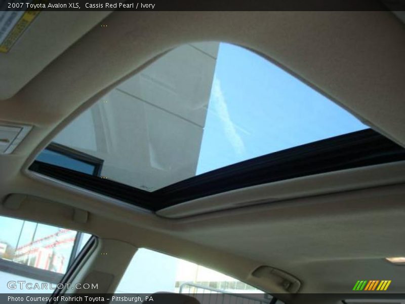Cassis Red Pearl / Ivory 2007 Toyota Avalon XLS