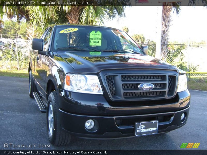 Black / Medium Flint 2007 Ford F150 STX Regular Cab