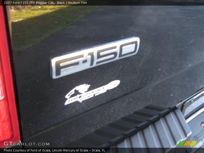 Black / Medium Flint 2007 Ford F150 STX Regular Cab