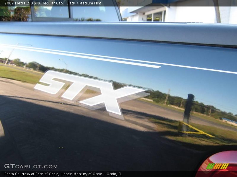 Black / Medium Flint 2007 Ford F150 STX Regular Cab