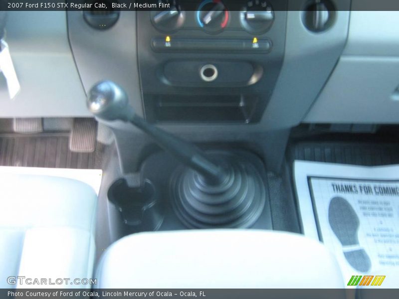 Black / Medium Flint 2007 Ford F150 STX Regular Cab
