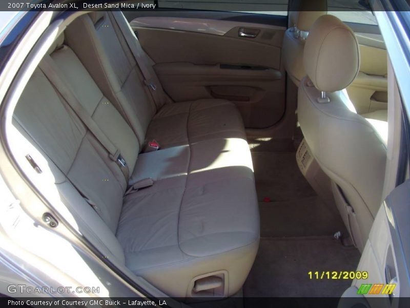 Desert Sand Mica / Ivory 2007 Toyota Avalon XL