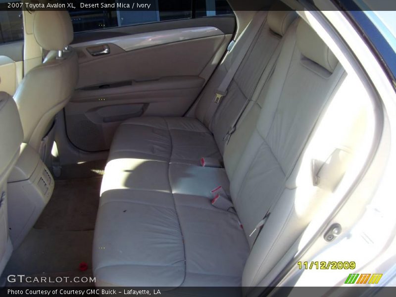 Desert Sand Mica / Ivory 2007 Toyota Avalon XL