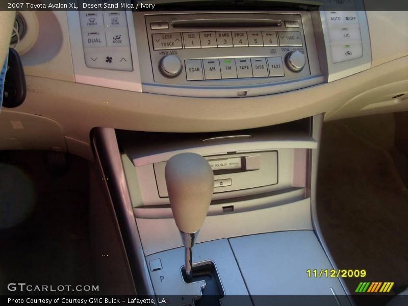 Desert Sand Mica / Ivory 2007 Toyota Avalon XL