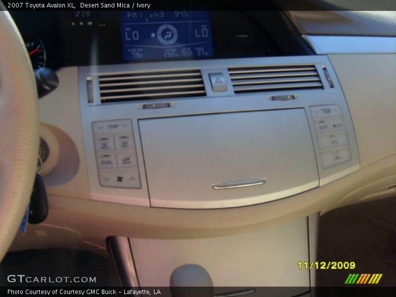Desert Sand Mica / Ivory 2007 Toyota Avalon XL