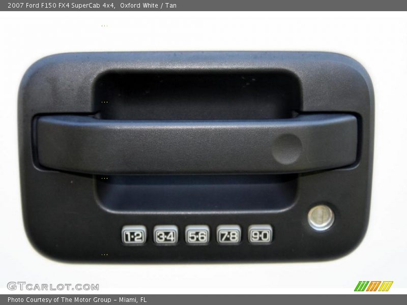 Oxford White / Tan 2007 Ford F150 FX4 SuperCab 4x4