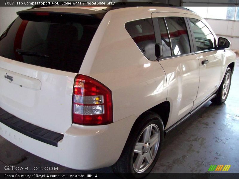 Stone White / Pastel Slate Gray 2007 Jeep Compass Sport 4x4