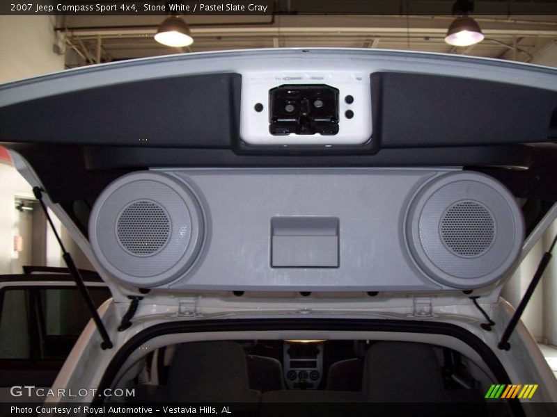 Stone White / Pastel Slate Gray 2007 Jeep Compass Sport 4x4