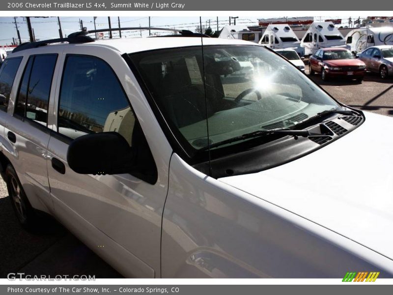 Summit White / Light Gray 2006 Chevrolet TrailBlazer LS 4x4