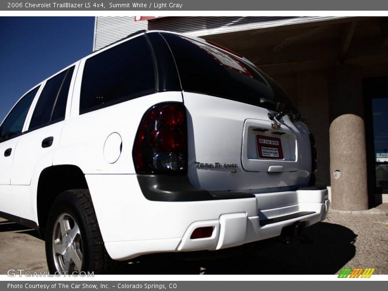 Summit White / Light Gray 2006 Chevrolet TrailBlazer LS 4x4