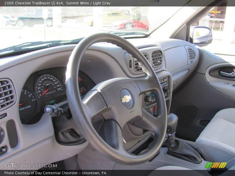 Summit White / Light Gray 2006 Chevrolet TrailBlazer LS 4x4
