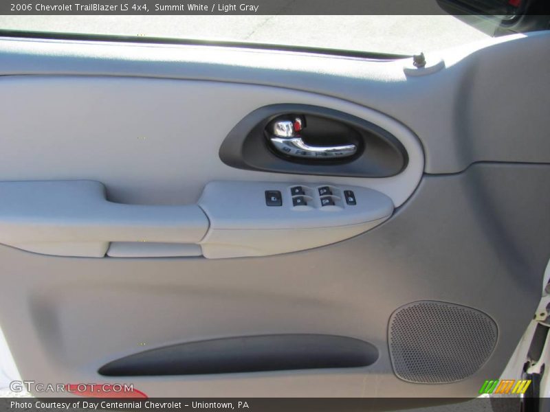 Summit White / Light Gray 2006 Chevrolet TrailBlazer LS 4x4