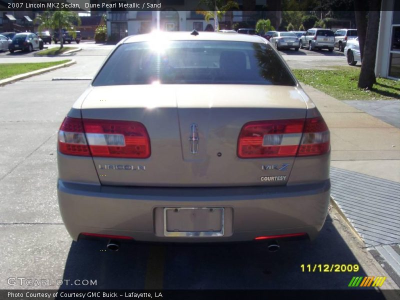 Dune Pearl Metallic / Sand 2007 Lincoln MKZ Sedan