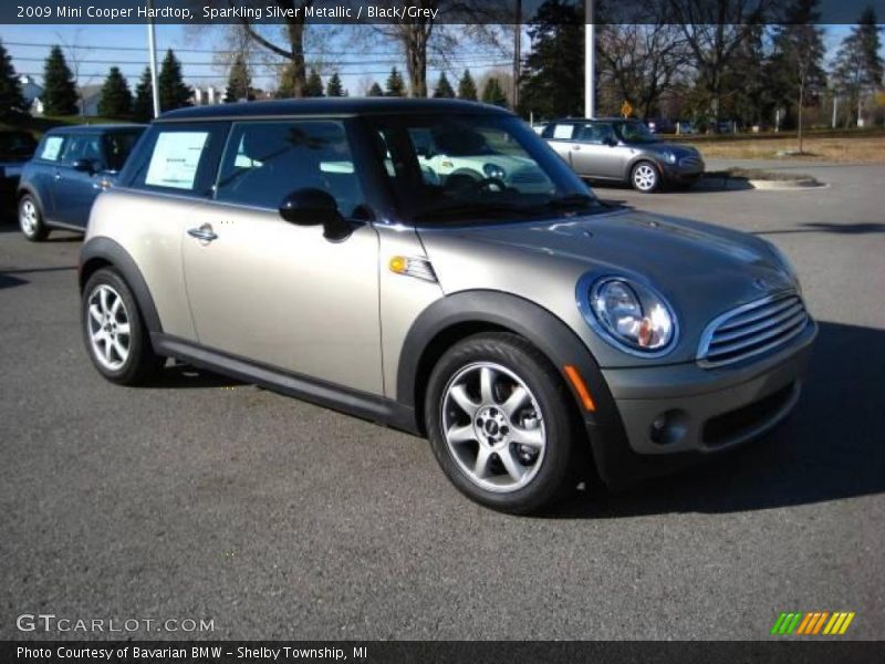 Sparkling Silver Metallic / Black/Grey 2009 Mini Cooper Hardtop