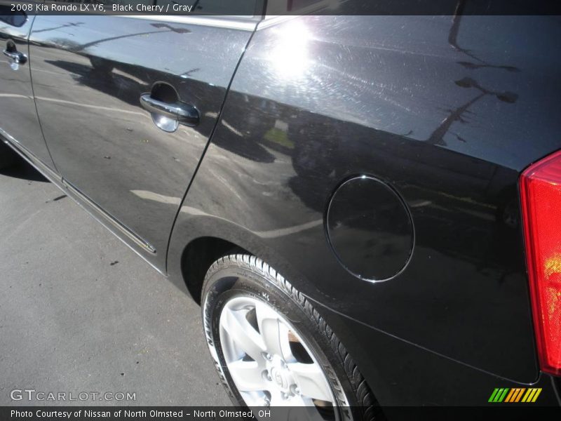 Black Cherry / Gray 2008 Kia Rondo LX V6