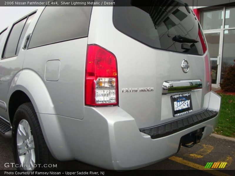 Silver Lightning Metallic / Desert 2006 Nissan Pathfinder LE 4x4