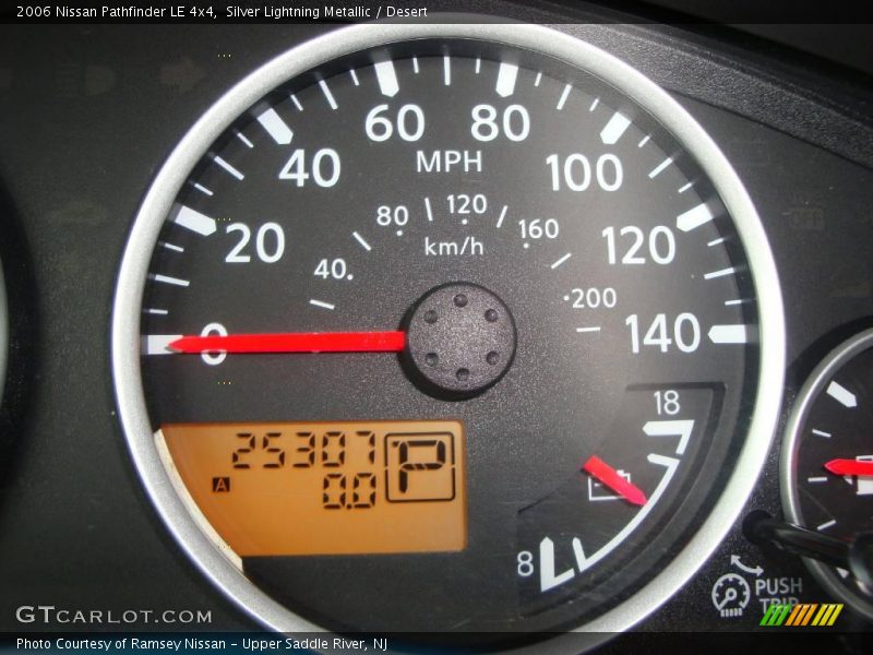 Silver Lightning Metallic / Desert 2006 Nissan Pathfinder LE 4x4