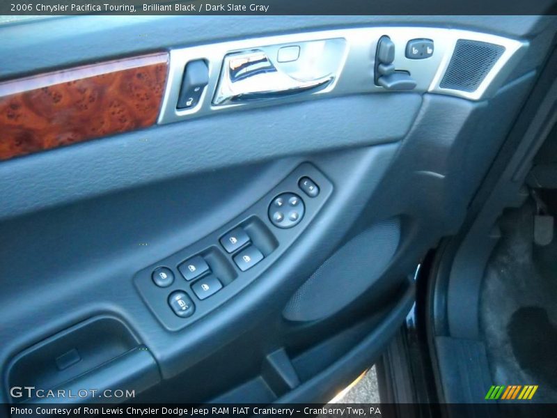Brilliant Black / Dark Slate Gray 2006 Chrysler Pacifica Touring