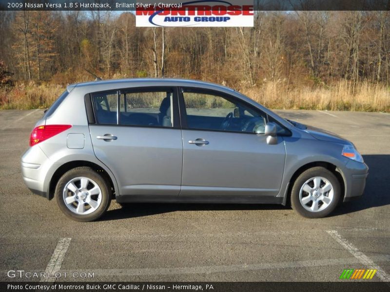 Brillant Silver / Charcoal 2009 Nissan Versa 1.8 S Hatchback