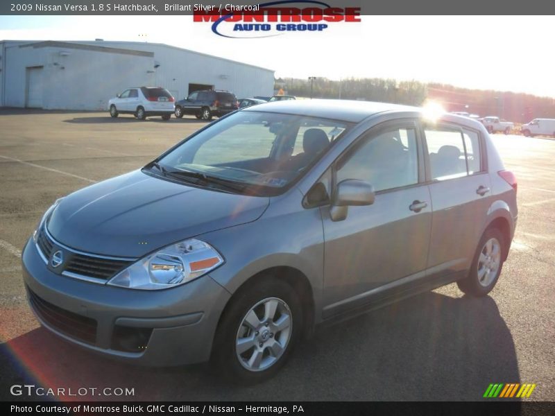 Brillant Silver / Charcoal 2009 Nissan Versa 1.8 S Hatchback