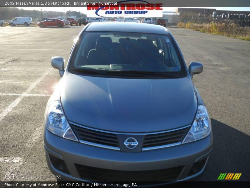 Brillant Silver / Charcoal 2009 Nissan Versa 1.8 S Hatchback